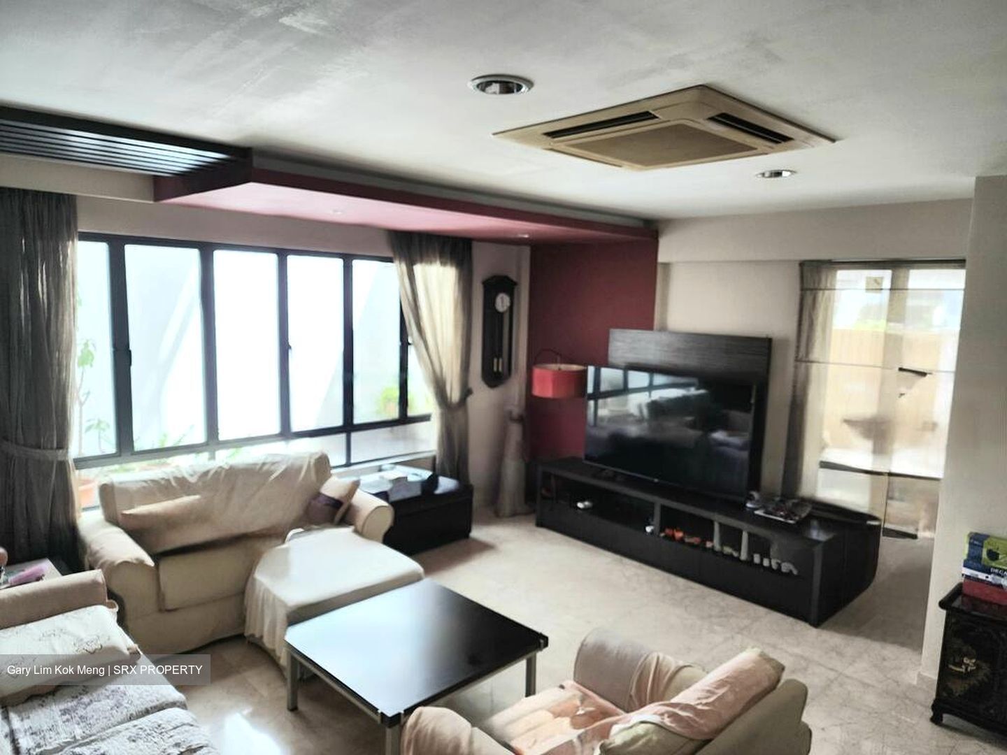 King's Road (D10), Semi-Detached #465650701